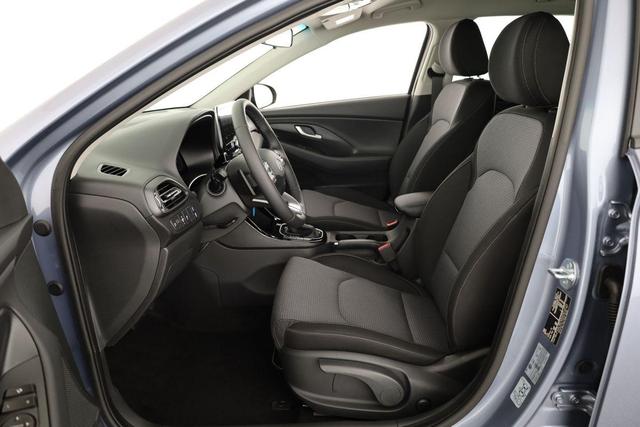 Hyundai i30 Kombi 1.6 T-GDI DCT, Navi, Kamera, Winter, 16-Zoll, 5 J.-Garantie 
