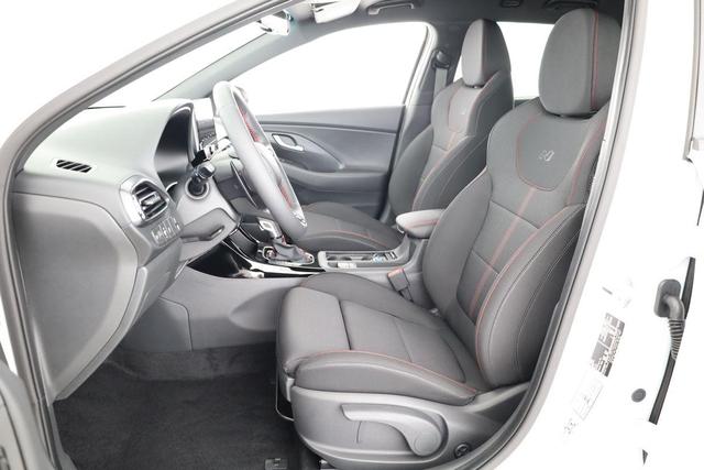 Hyundai i30 Kombi 1.6 T-GDI DCT N-LINE, Navi, Kamera, Winter, 18-Zoll, 5 J.-Garantie 