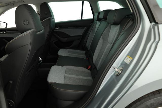Skoda Octavia Combi 2.0 TDI 110 kW Selection DSG Selection, Navi, Pano, AHK, Teilleder, 5-J Garantie 