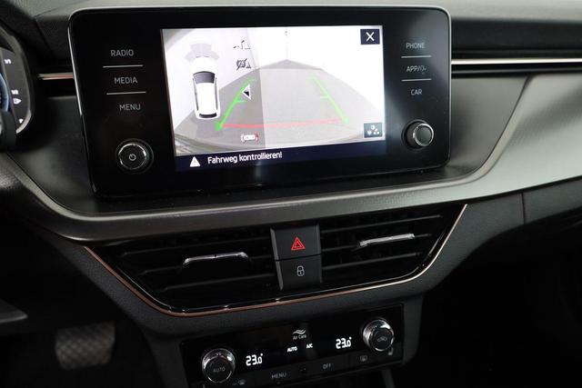Skoda Kamiq Style 1.5 TSI DSG Style, AHK, LED, Kamera, ACC, 17-Zoll 