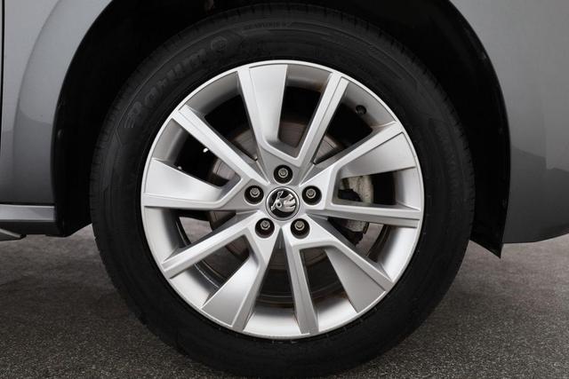 Skoda Kamiq Style 1.5 TSI DSG Style, AHK, LED, Kamera, ACC, 17-Zoll 