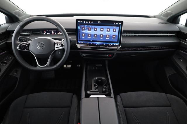 Volkswagen ID.7 Limousine Pro 210 kW Black, AHK, HuD, IQ.Light, IQ.Drive, AreaView, Side, Winter, 20-Zoll 