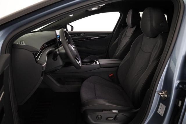 Volkswagen ID.7 Limousine Pro 210 kW Black, HuD, IQ.Light, IQ.Drive, AreaView, Side, Winter, 20-Zoll 