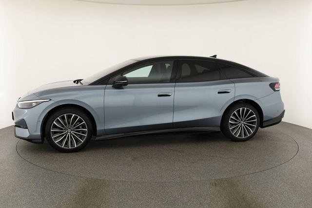 Volkswagen ID.7 Limousine Pro 210 kW Black, HuD, IQ.Light, IQ.Drive, AreaView, Side, Winter, 20-Zoll 