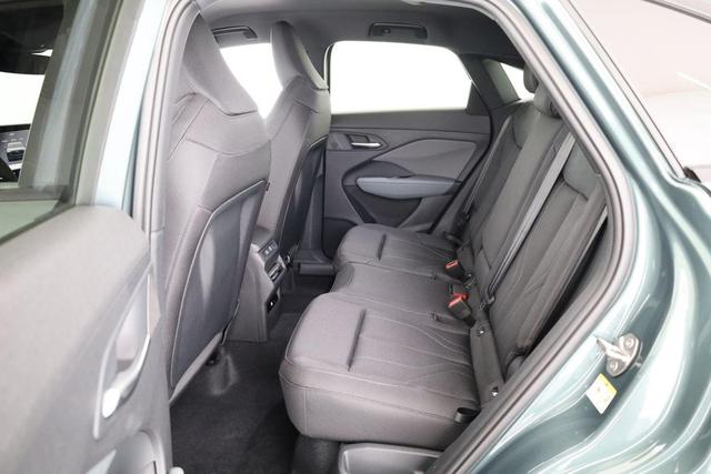Audi Q3 Sportback TFSI quattro 150 kW S-LINE, AHK, Navi, AreaView, Side, Sound, Winter, 19-Zoll 