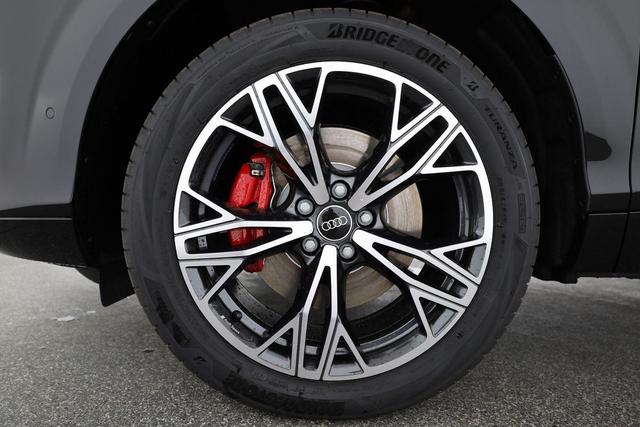 Audi Q3 Sportback TFSI quattro 150 kW S-LINE, AHK, Navi, AreaView, Side, Sound, Winter, 19-Zoll 