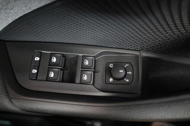 Skoda Octavia Combi 2.0 TDI 110 kW Selection DSG Selection, Navi, Pano, AHK, Teilleder, 5-J Garantie 