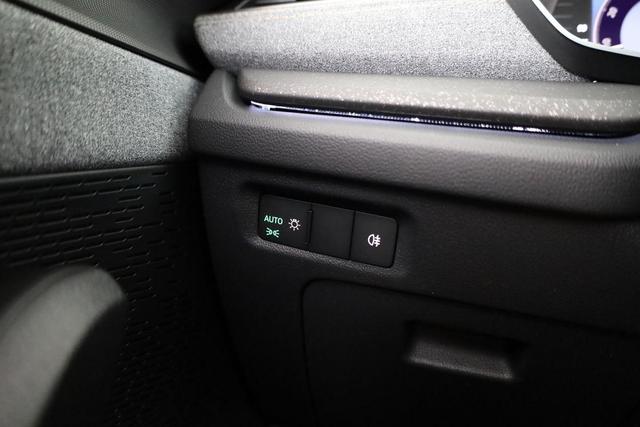 Skoda Octavia Combi 2.0 TDI 110 kW Selection DSG Selection, Navi, Pano, AHK, Teilleder, 5-J Garantie 