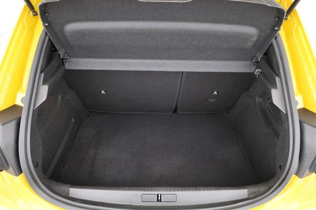 Peugeot 208 GT 1.2 GT, LED, Navi, Kamera, AppConnect, 17-Zoll 