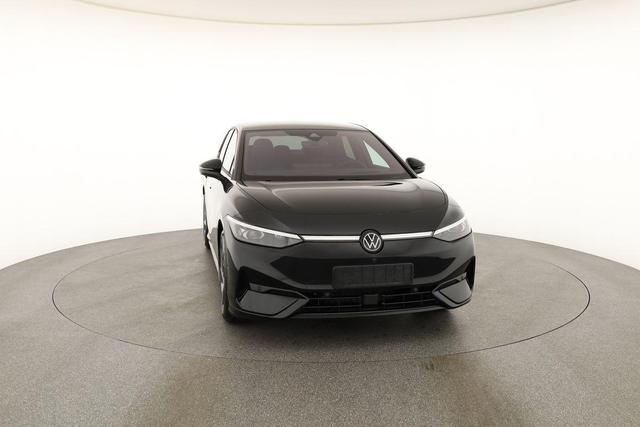 Volkswagen ID.7 Limousine Pro 210 kW Black, AHK, HuD, IQ.Light, IQ.Drive, AreaView, Side, Winter, 20-Zoll 