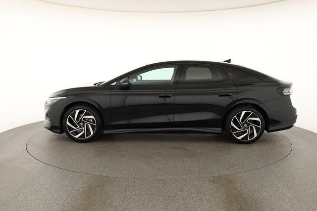 Volkswagen ID.7 Limousine Pro 210 kW Black, AHK, HuD, IQ.Light, IQ.Drive, AreaView, Side, Winter, 20-Zoll 