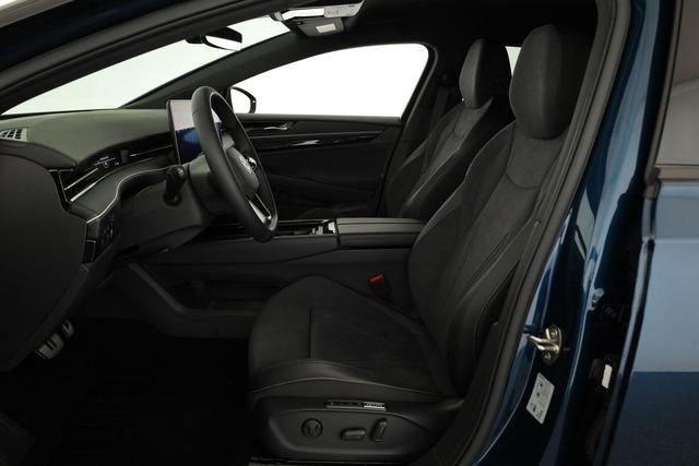 Volkswagen ID.7 Limousine Pro 210 kW Black, AHK, HuD, IQ.Light, IQ.Drive, AreaView, Side, Winter, 19-Zoll 