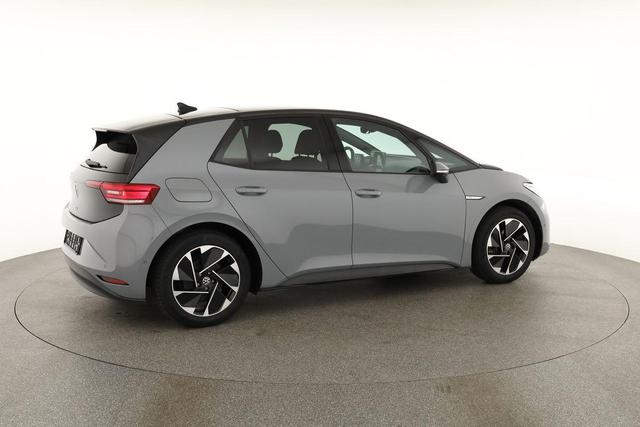 Volkswagen ID.3 Pro Performance 150 kW Performance, Pano, IQ.Light, HuD, Navi, IQ.Drive, Winter, 18-Zoll 