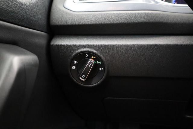 Volkswagen T-Roc Style 1.5 TSI DSG Style, AHK, LED, ACC, Kamera, 1.Hand 