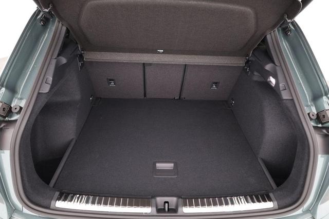 Audi Q3 TFSI quattro 150 kW S-LINE, AHK, Navi, AreaView, Side, Sound, Winter, 20-Zoll 