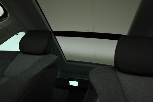 Skoda Octavia Combi 2.0 TDI 110 kW Selection DSG Selection, Navi, Pano, AHK, Teilleder, 5-J Garantie 