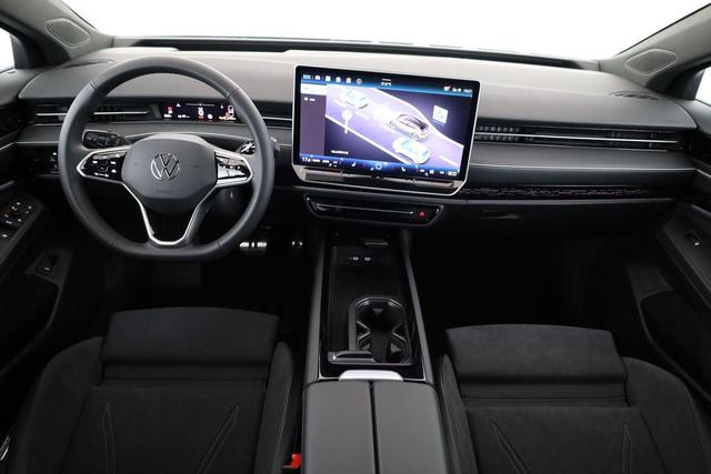 Volkswagen ID.7 Kombi Pro 210 kW Tourer Black, HuD, IQ.Light, IQ.Drive, AreaView, Side, Winter, 20-Zoll 