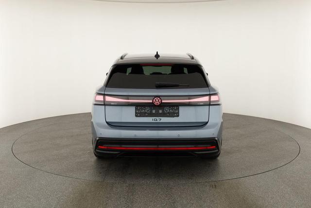 Volkswagen ID.7 Kombi Pro 210 kW Tourer Black, HuD, IQ.Light, IQ.Drive, AreaView, Side, Winter, 20-Zoll 
