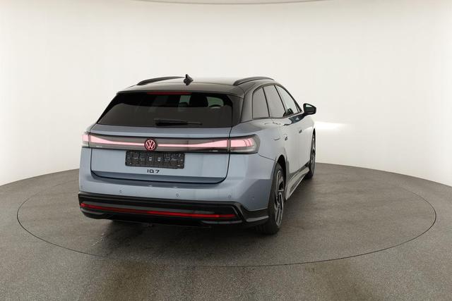 Volkswagen ID.7 Kombi Pro 210 kW Tourer Black, HuD, IQ.Light, IQ.Drive, AreaView, Side, Winter, 20-Zoll 