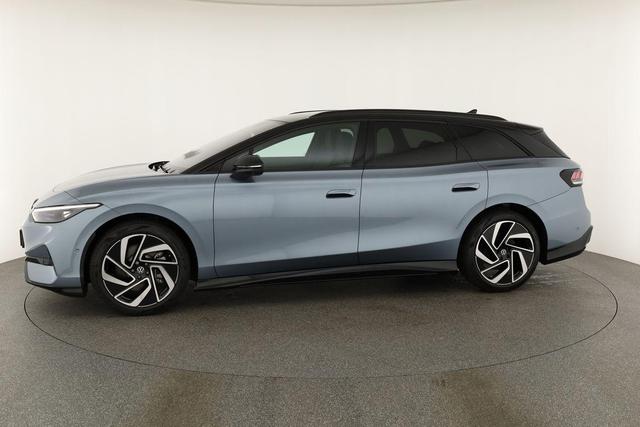 Volkswagen ID.7 Kombi Pro 210 kW Tourer Black, HuD, IQ.Light, IQ.Drive, AreaView, Side, Winter, 20-Zoll 