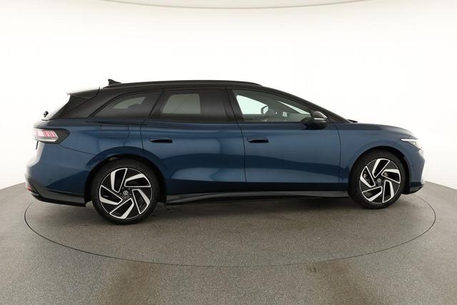 Volkswagen ID.7 Kombi Pro 210 kW Tourer Black, AHK, HuD, IQ.Light, IQ.Drive, AreaView, Side, Winter, 20-Zoll 