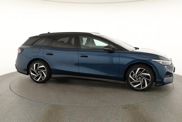 Volkswagen ID.7 Kombi Pro 210 kW Tourer Black, AHK, HuD, IQ.Light, IQ.Drive, AreaView, Side, Winter, 20-Zoll 