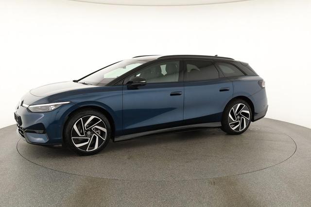 Volkswagen ID.7 Kombi Pro 210 kW Tourer Black, AHK, HuD, IQ.Light, IQ.Drive, AreaView, Side, Winter, 20-Zoll 