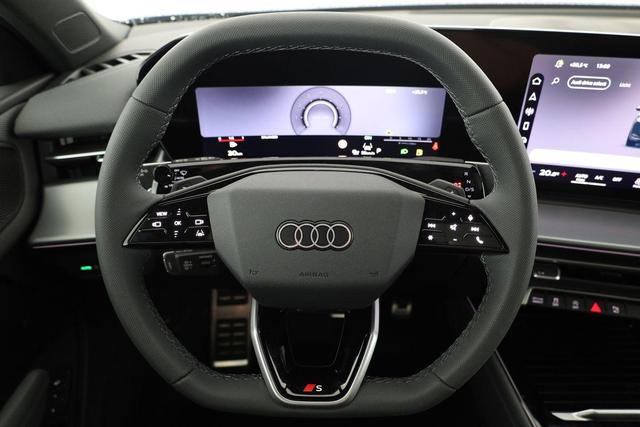 Audi Q3 Sportback TFSI quattro 150 kW S-LINE, Pano, AHK, Navi, AreaView, Side, Sound, Winter, 19-Zoll 