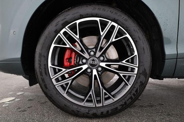 Audi Q3 Sportback TFSI quattro 150 kW S-LINE, Pano, AHK, Navi, AreaView, Side, Sound, Winter, 19-Zoll 