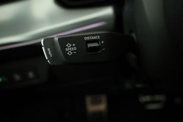 Audi Q3 Sportback TFSI quattro 150 kW S-LINE, Pano, AHK, Navi, AreaView, Side, Sound, Winter, 19-Zoll 