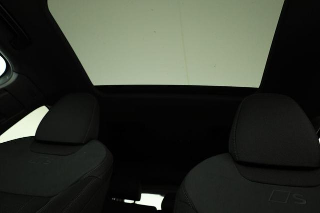 Audi Q3 Sportback TFSI quattro 150 kW S-LINE, Pano, AHK, Navi, AreaView, Side, Sound, Winter, 19-Zoll 