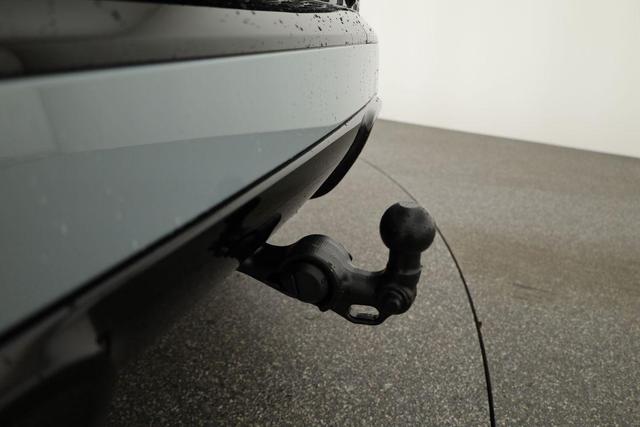 Audi Q3 Sportback TFSI quattro 150 kW S-LINE, Pano, AHK, Navi, AreaView, Side, Sound, Winter, 19-Zoll 