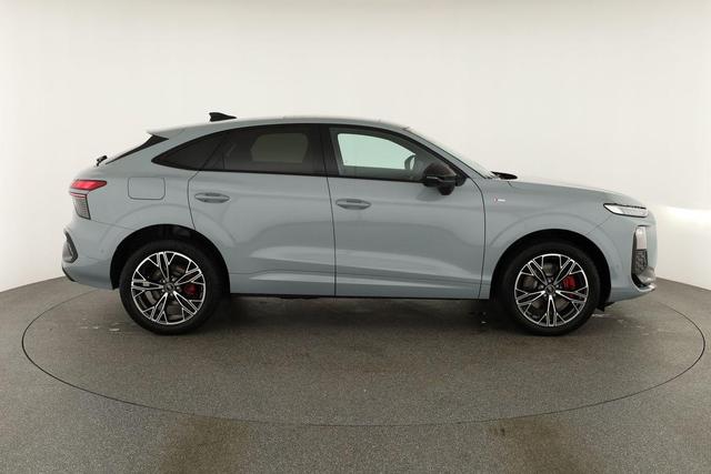 Audi Q3 Sportback TFSI quattro 150 kW S-LINE, Pano, AHK, Navi, AreaView, Side, Sound, Winter, 19-Zoll 