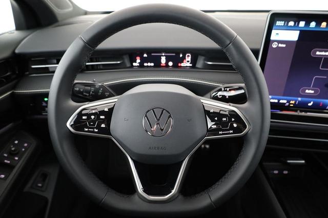 Volkswagen ID.7 Kombi Pro 210 kW Tourer Black, AHK, HuD, IQ.Light, IQ.Drive, AreaView, Side, Winter, 20-Zoll 
