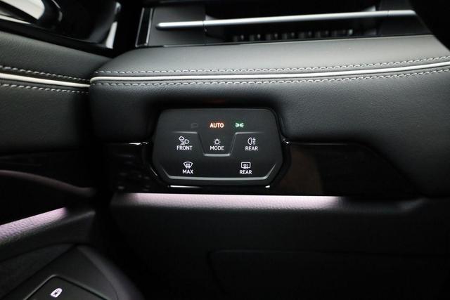 Volkswagen ID.7 Kombi Pro 210 kW Tourer Black, AHK, HuD, IQ.Light, IQ.Drive, AreaView, Side, Winter, 20-Zoll 