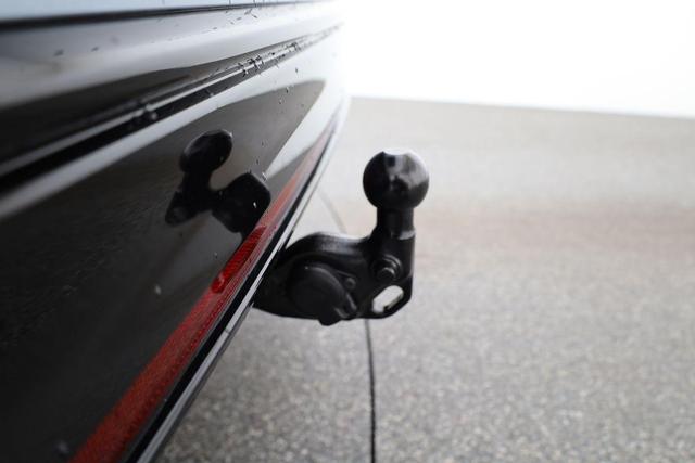 Volkswagen ID.7 Kombi Pro 210 kW Tourer Black, AHK, HuD, IQ.Light, IQ.Drive, AreaView, Side, Winter, 20-Zoll 