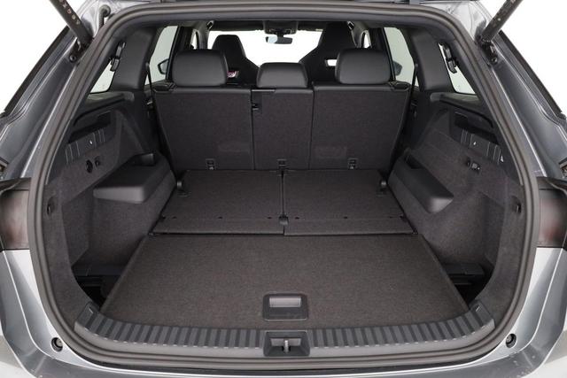 Skoda Kodiaq 2.0 TSI 150 kW 4x4 Sportline DSG Sportline, 7-Sitzer, AHK, Navi, Matrix, Side, Kamera, Winter, 19-Zoll, 4 J.-Garantie 