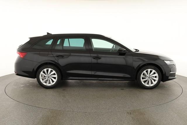 Skoda Octavia Combi 1.5 TSI 110 kW Selection Selection, LED, Side, ACC, Kamera, Winter, 17-Zoll 