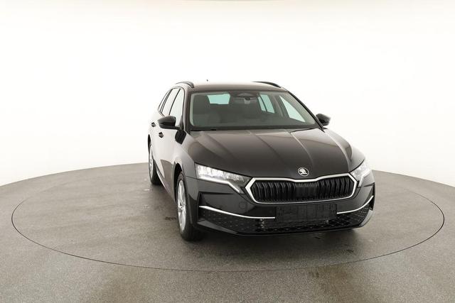 Skoda Octavia Combi 1.5 TSI 110 kW Selection Selection, LED, Side, ACC, Kamera, Winter, 17-Zoll 