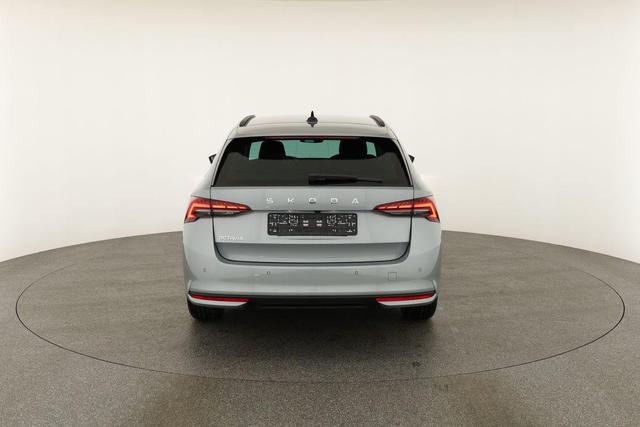 Skoda Octavia Combi 1.5 TSI 110 kW Selection Selection, AHK, LED, Side, ACC, Kamera, Winter, 17-Zoll 