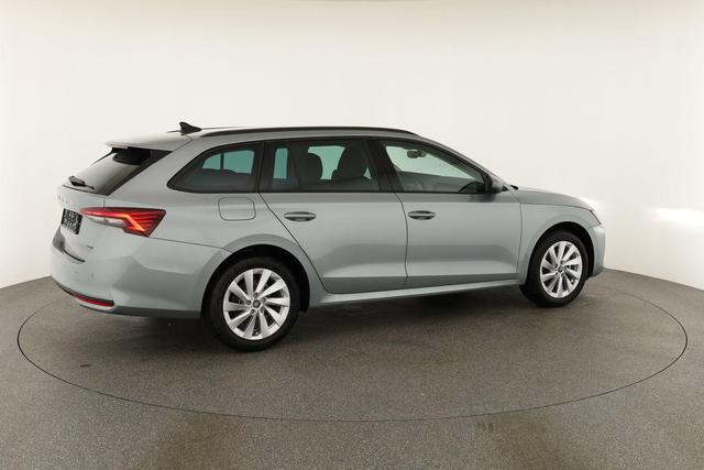 Skoda Octavia Combi 1.5 TSI 110 kW Selection Selection, AHK, LED, Side, ACC, Kamera, Winter, 17-Zoll 