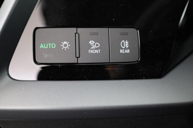 Audi A3 Sportback TFSI quattro 150 kW S line S-LINE, AHK, Navi, el. Klappe, Sound, Winter, 18-Zoll, 3-J. Garantie 