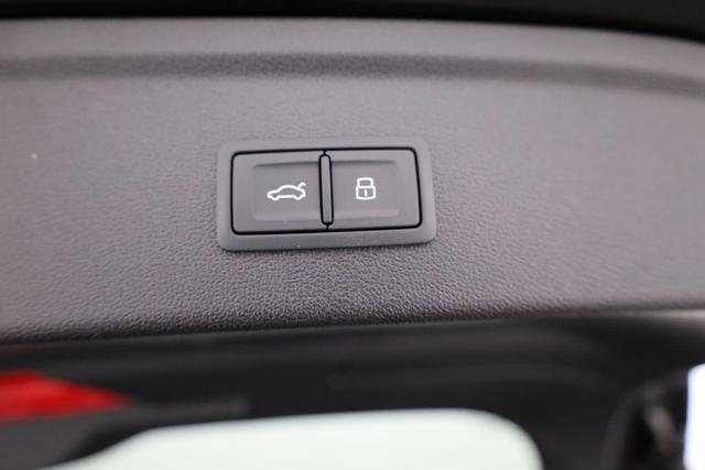 Audi A3 Sportback TFSI quattro 150 kW S line S-LINE, AHK, Navi, el. Klappe, Sound, Winter, 18-Zoll, 3-J. Garantie 