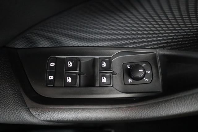 Skoda Octavia Combi 2.0 TDI 110 kW Selection DSG Selection, Navi, AHK, el. Klappe, 5-J Garantie 