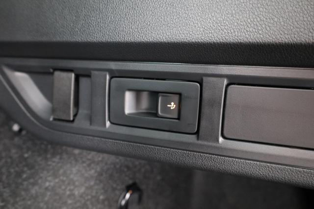 Skoda Octavia Combi 2.0 TDI 110 kW Selection DSG Selection, Navi, AHK, el. Klappe, 5-J Garantie 