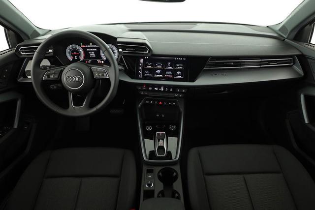 Audi A3 Sportback TFSI quattro 150 kW S line S-LINE, Navi, el. Klappe, Sound, Winter, 18-Zoll, 3-J. Garantie 