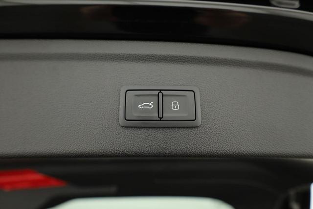 Audi A3 Sportback TFSI quattro 150 kW S line S-LINE, Navi, el. Klappe, Sound, Winter, 18-Zoll, 3-J. Garantie 