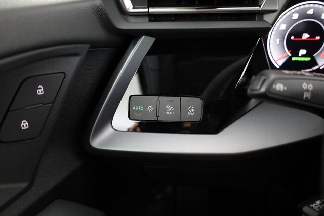Audi A3 Sportback TFSI quattro 150 kW S line S-LINE, Navi, el. Klappe, Sound, Winter, 18-Zoll, 3-J. Garantie 