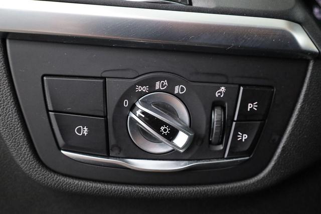 BMW X3 xDrive 20 d 20d xDrive, Laser, AHK, Kamera, Navi, Leder, 19-Zoll 