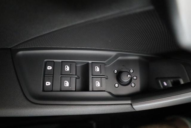 Audi A3 Sportback TFSI quattro 150 kW S line S-LINE, AHK, Navi, el. Klappe, Sound, Winter, 18-Zoll, 3-J. Garantie 